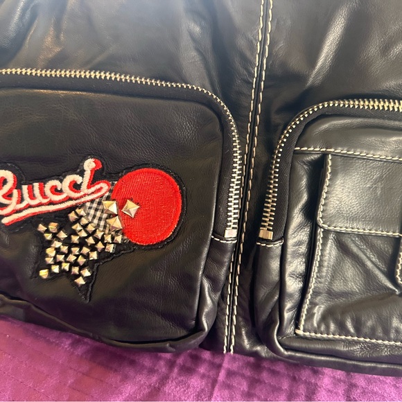 Gucci Black Leather Duffel Bag with Red Accents - Picture 3 of 5